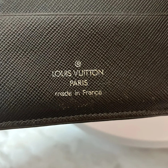 Louis Vuitton Green Canvas Trifold Wallet in GUC - Picture 11 of 15